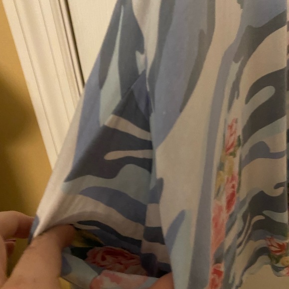 Women’s criss cross top - Picture 3 of 4